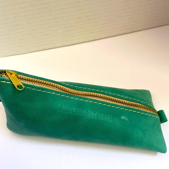 Reef color Portland Leather Goods Alpine Pouch - Picture 2 of 5